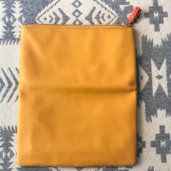 Rachel Pally, reversible clutch. - Picture 5 of 7